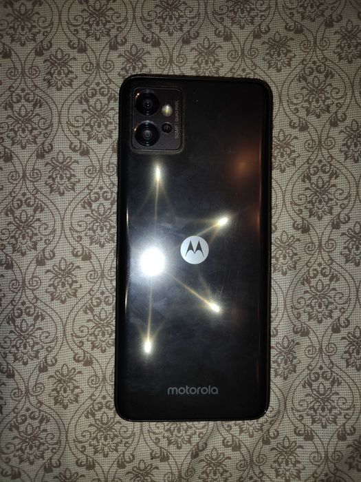 Продам телефон Motorola G32
