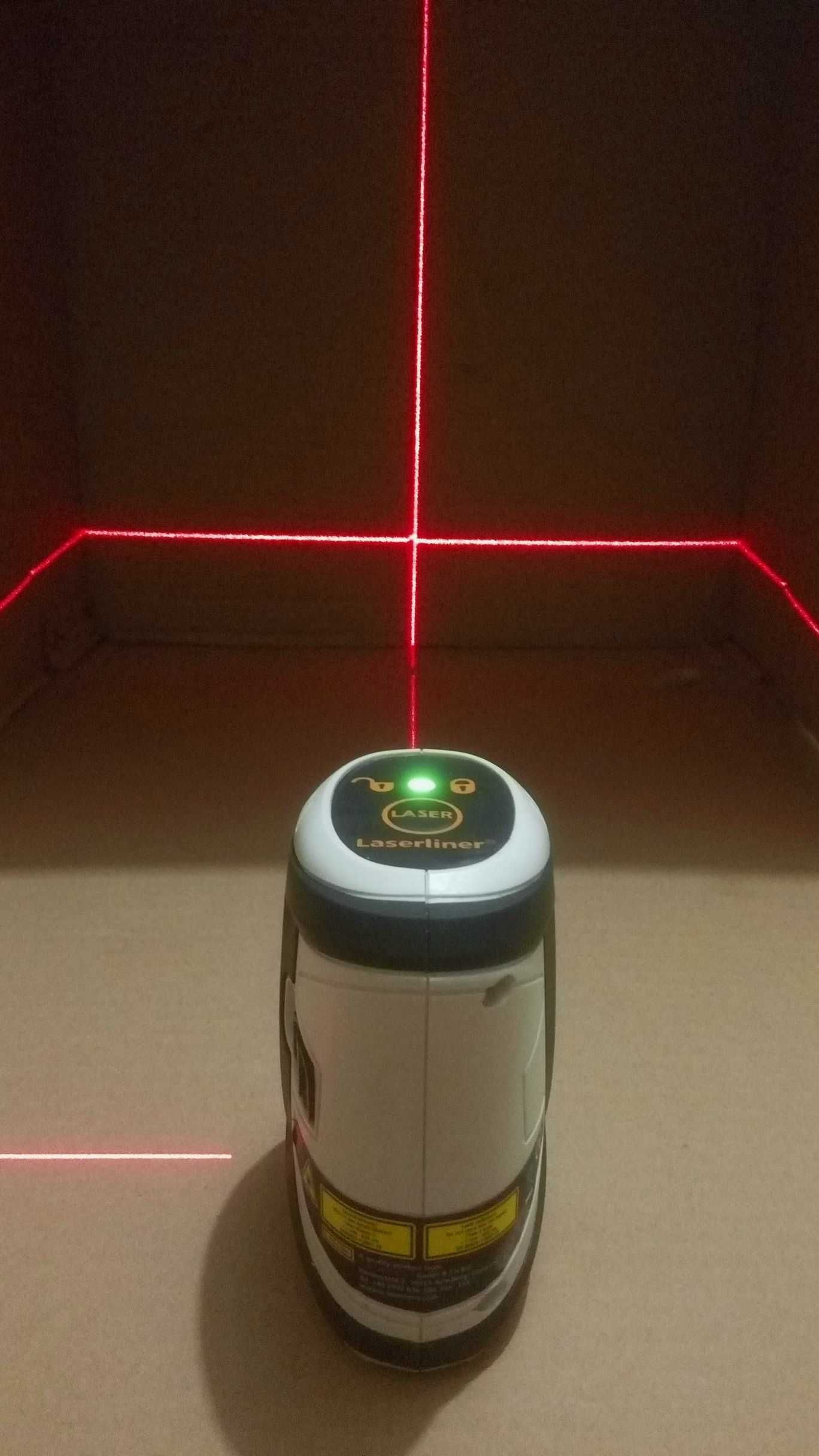 Неробочий Нівелір LASERLINER SuperCross-Laser-3 під Відновлення