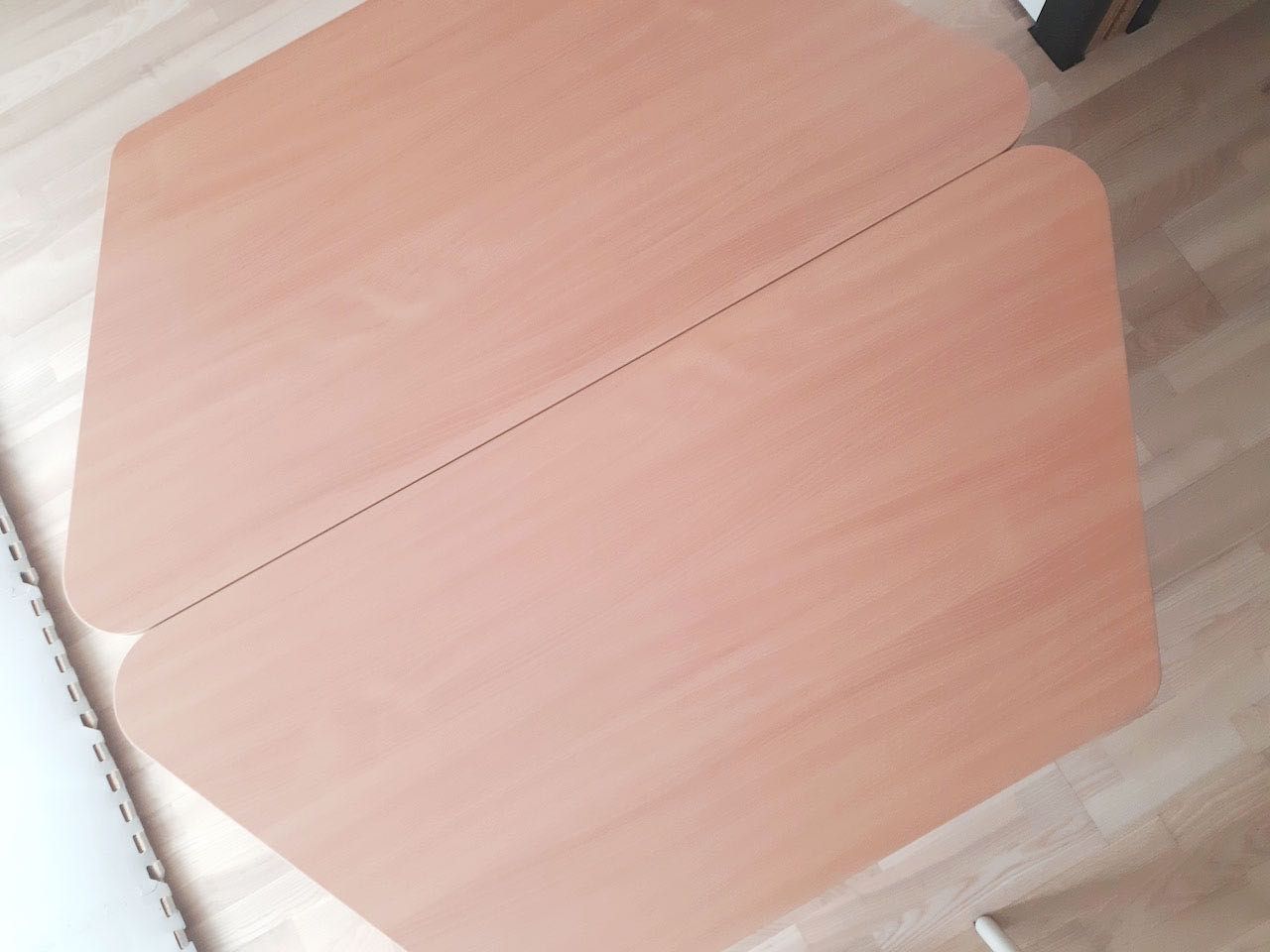 2 stoliki szkolne Moje Bambino - jak nowe - rozm 3-5 (119cm -176,5 cm)