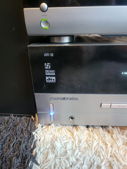 Amplituner harman/kardon avr130  +DVD harman