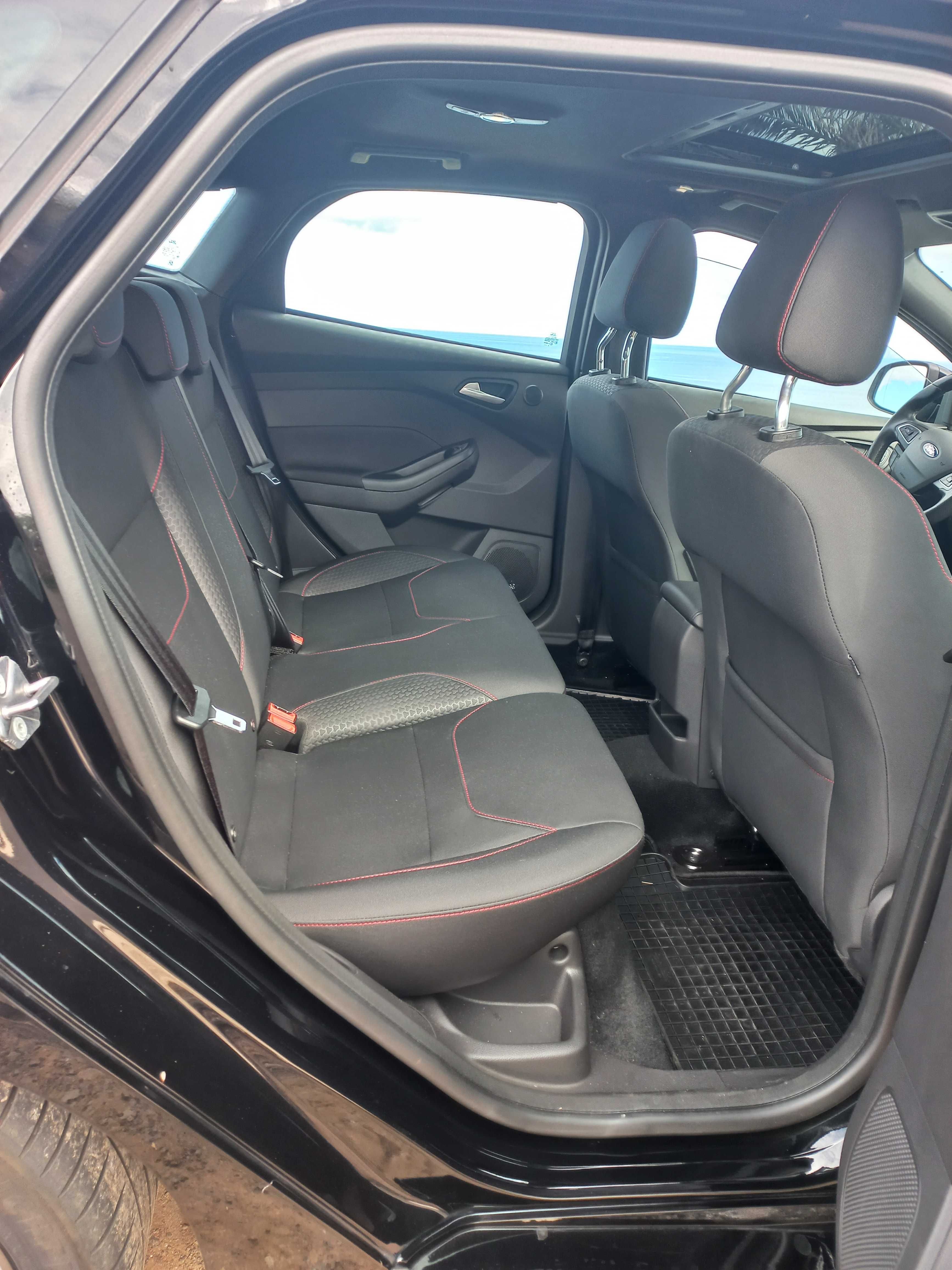 Ford Focus ST Line