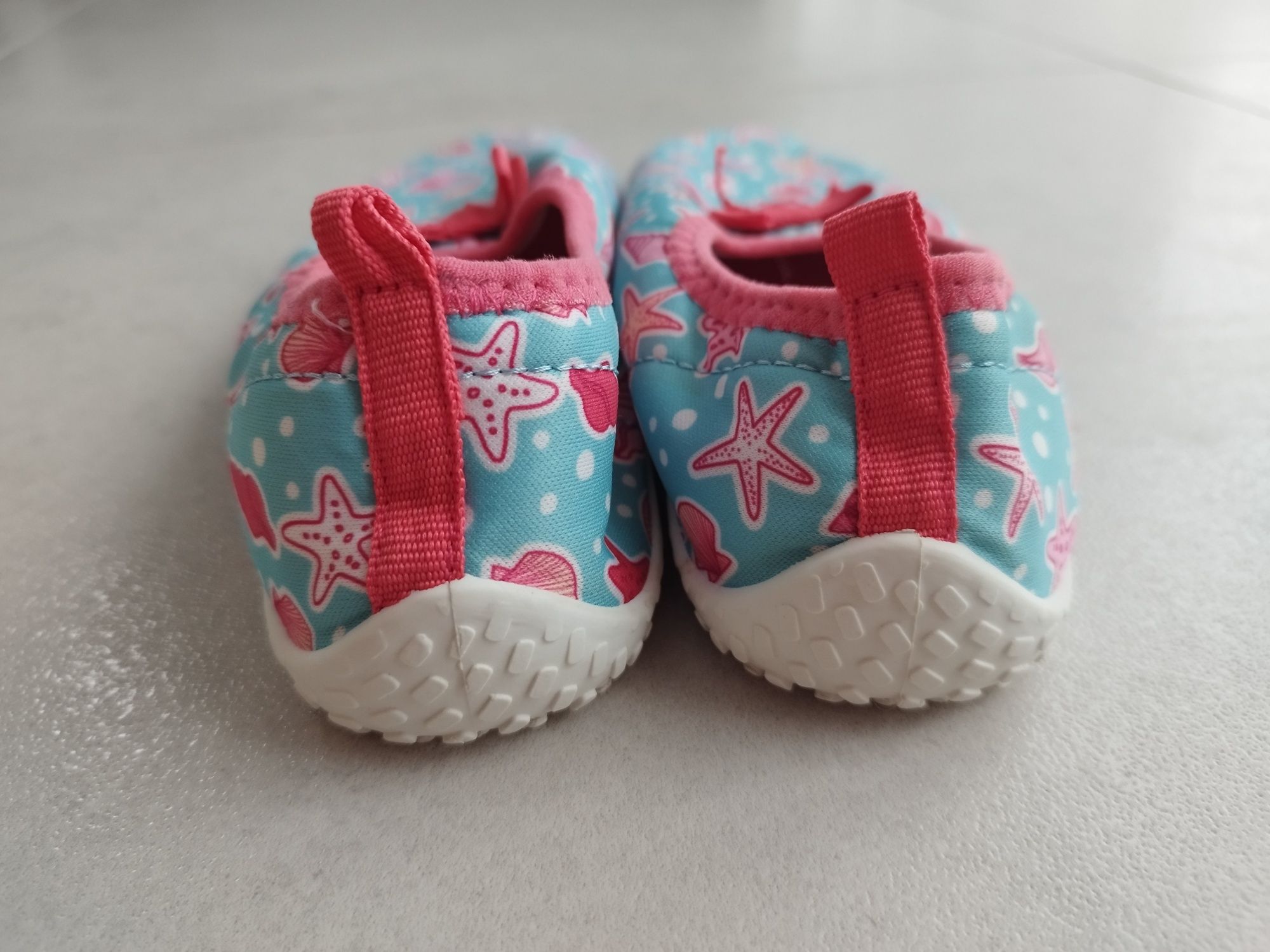 Buty do wody dla dziewczynki 32