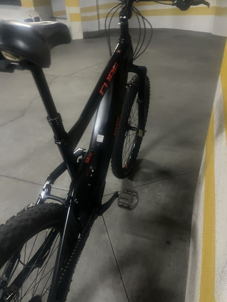 Electrica CUBE Stereo full suspension 140. Tamanho L