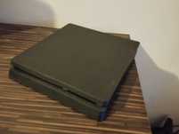 PlayStation 4 + kontroler +  4 gry