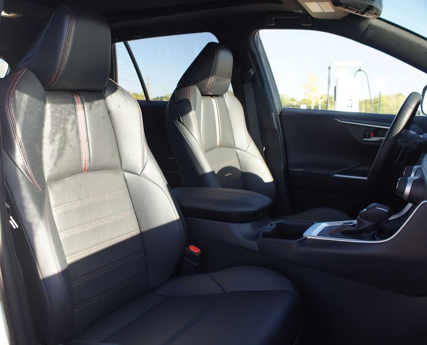 Toyota RAV4 Prime XSE      2024