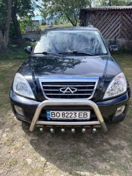 Машина Chery tiggo