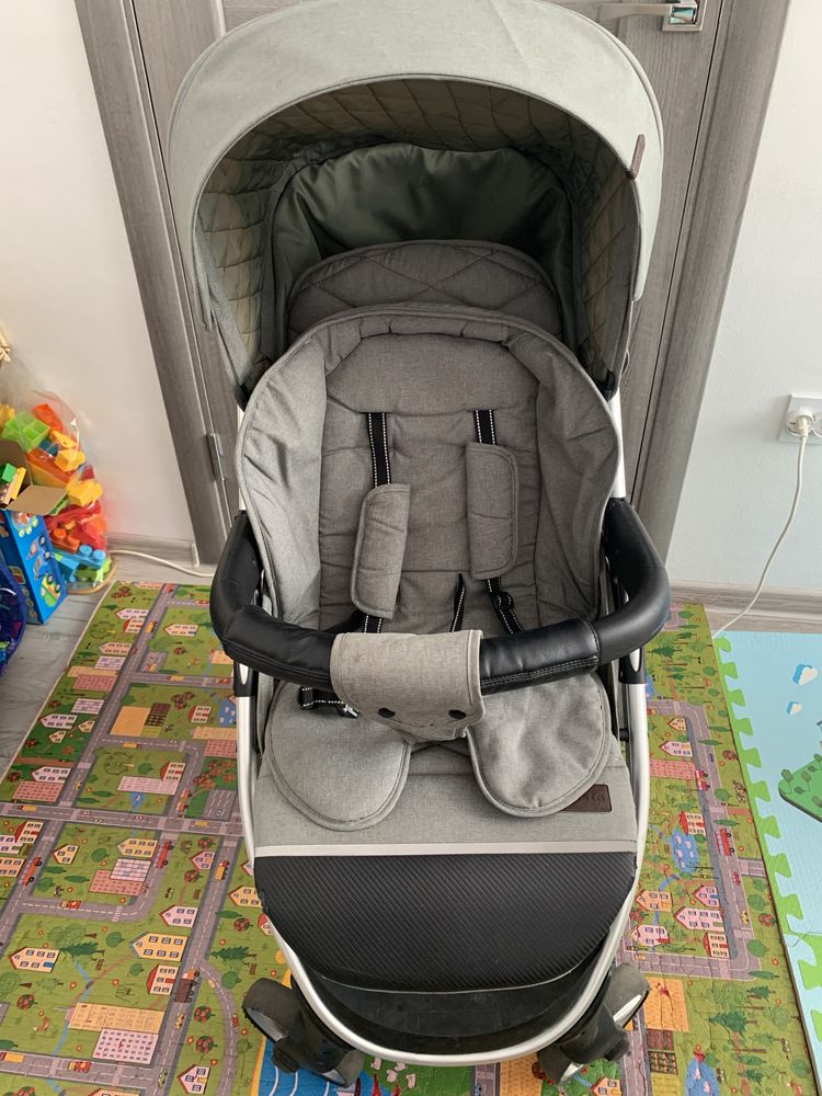 Прогулянкова коляска Carrello vista