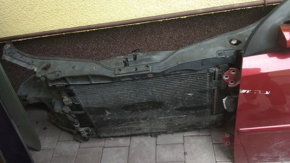 Капоти Volkswagen Passat B5+ Пассат Б5+ 2000-2005