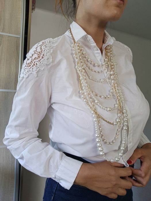 Biała koszula damska z koronkowymi detalami, Mohito, 38