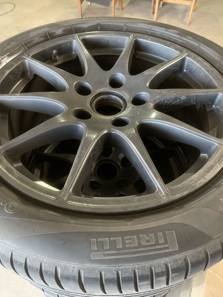 Гума диски різноширокі порш панамера комплект 5/130 r18
