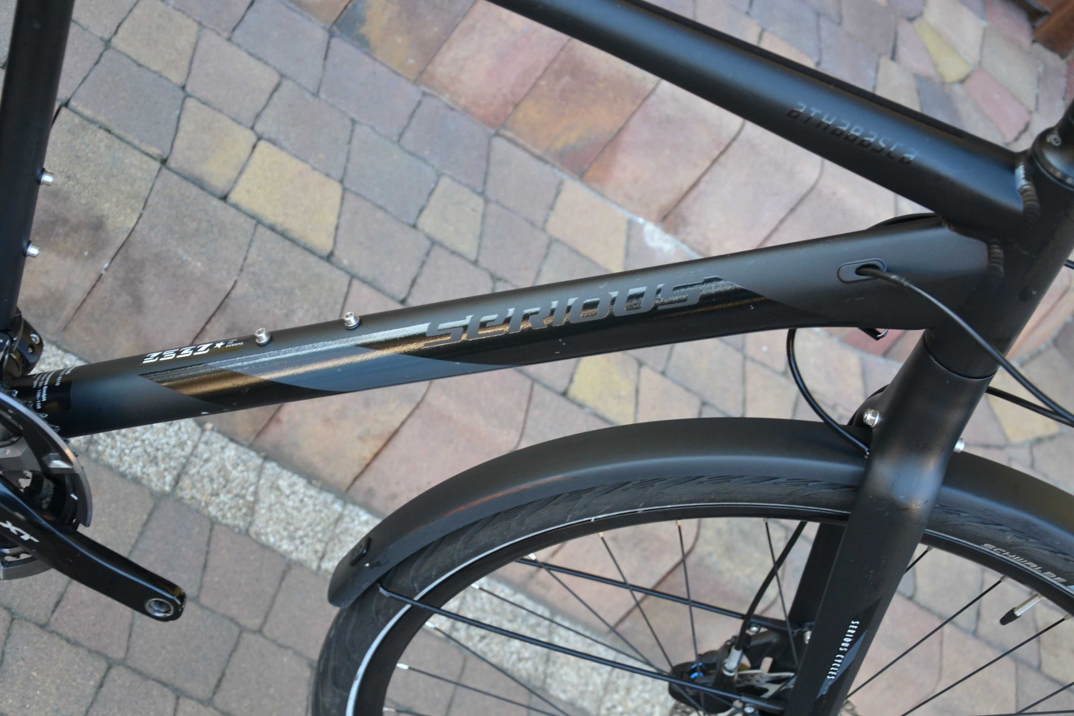 Serious Athabasca Hybrid 3x10 Deore XT dynamo Magura rozmiar L