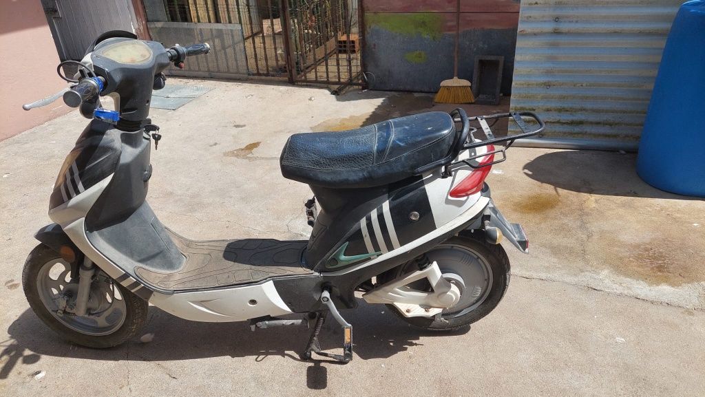 Moto elétrica s/bateria