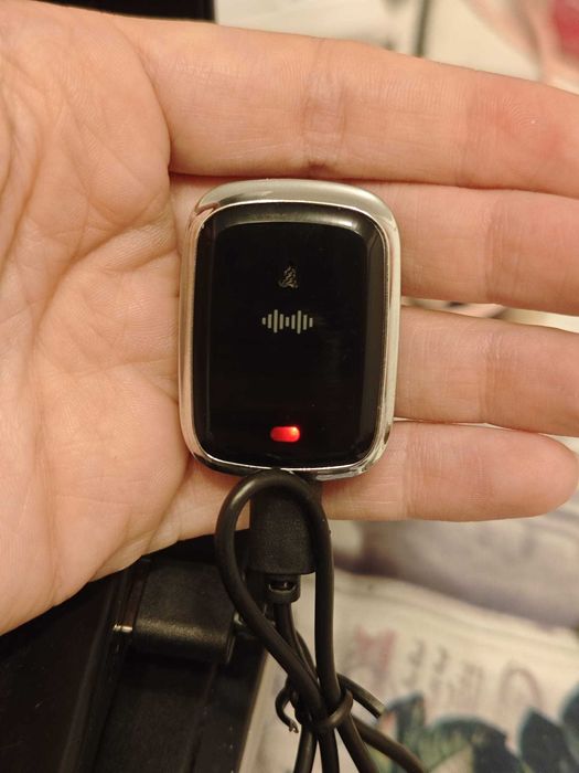 pulseira inteligente para repelir insectos