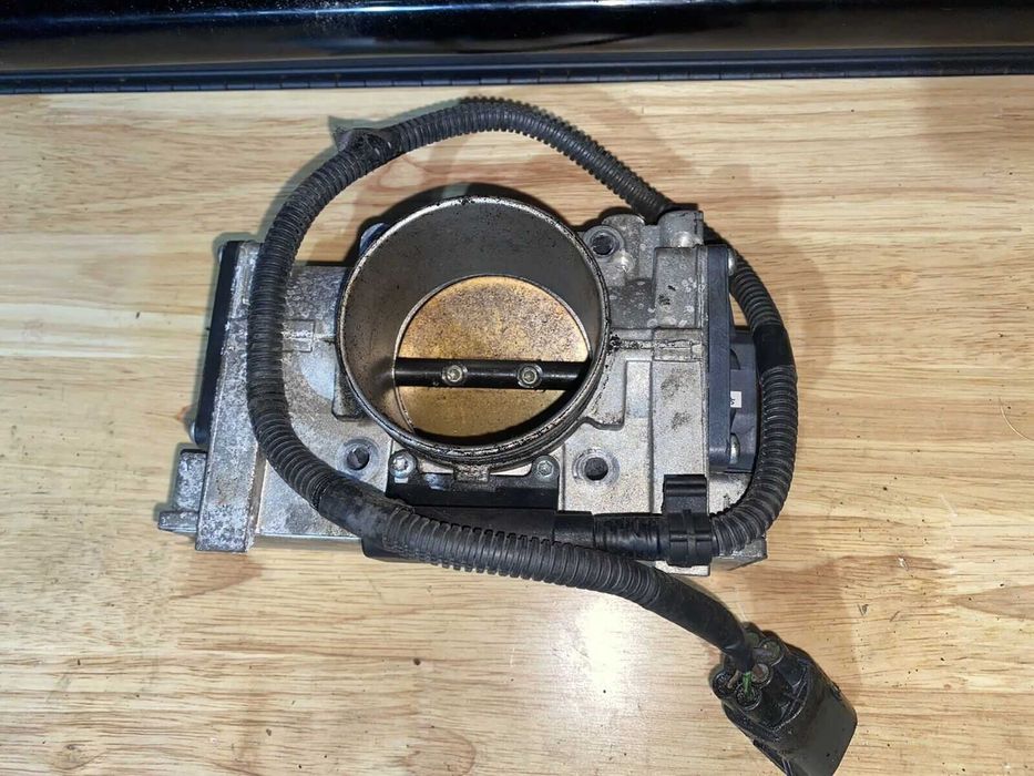 Borboleta VOLVO MAGNETI MARELLI