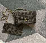 Torebk kopertowa Fendi