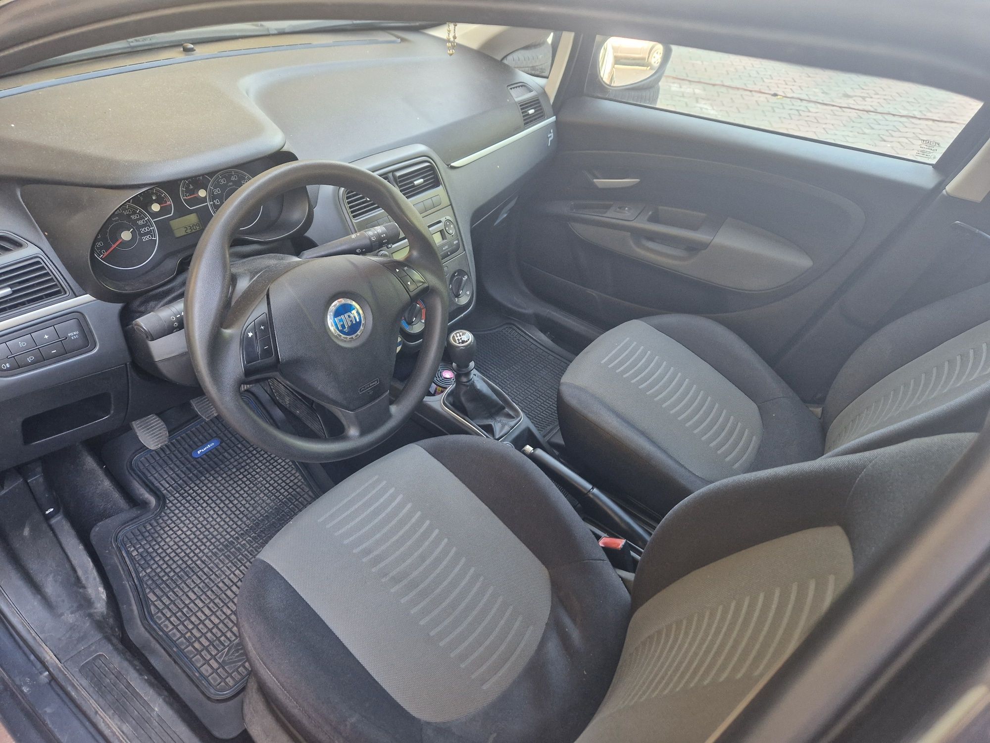 Fiat Grande Punto 1.2 benzyna niski przebieg