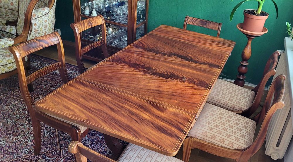 Stół drewniany klapak w stylu "Biedermeier" + 6 krzeseł tapicerowanych