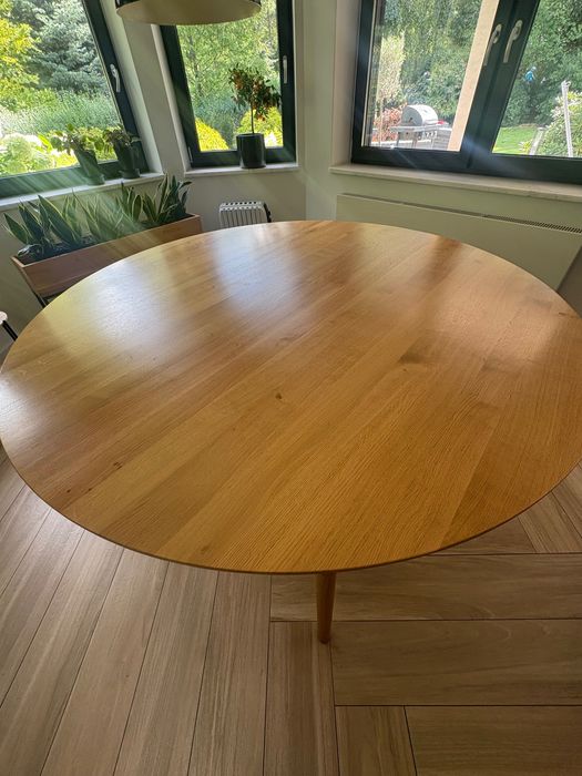 Stół dębowy okrągły duży 180 cm z Manufaktury Drewna
