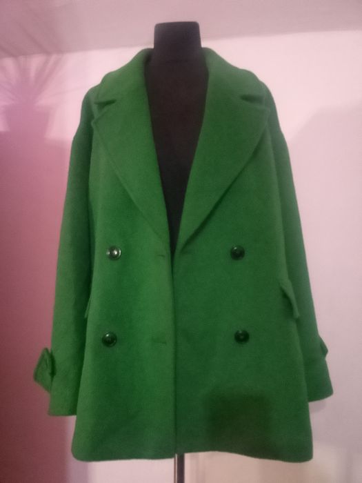 C&A пальто шерстяное XL ярко зелёное  размер