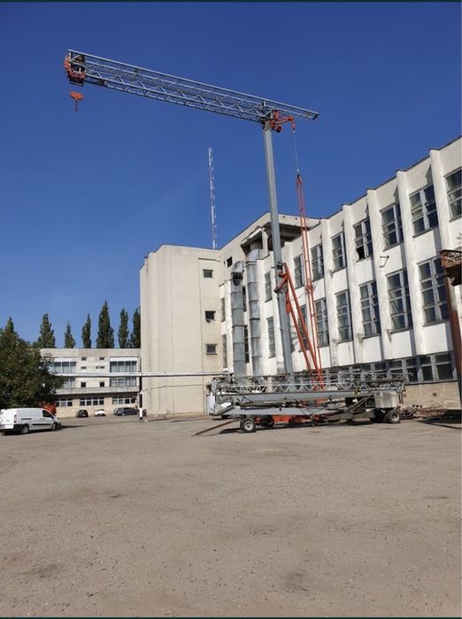 Баштовий кран Оренда швиткомонтажний кран автокран