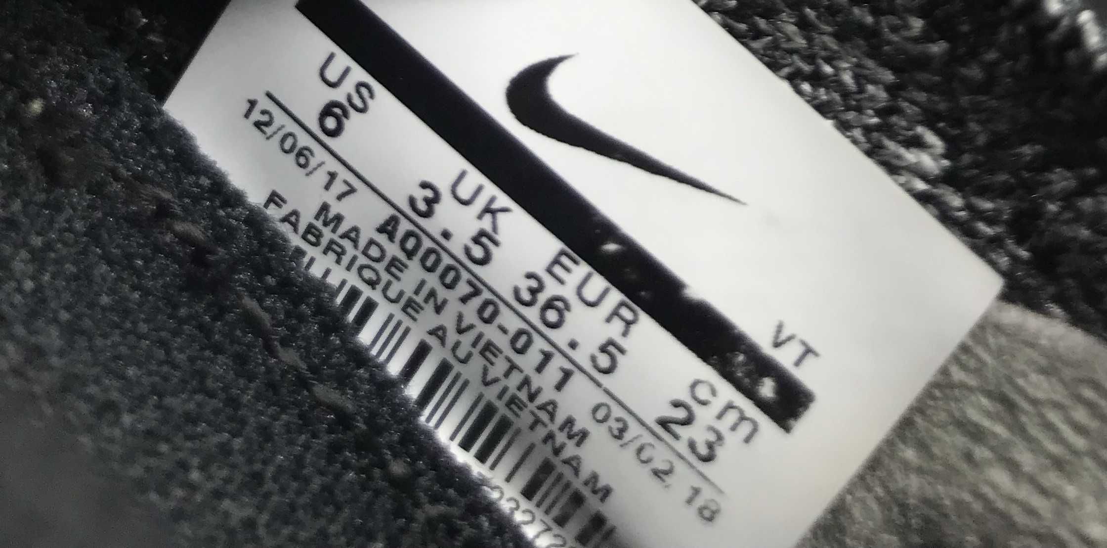 NIKE Epic React Flyknit r.36,5 oryginalne buty biegowe damskie