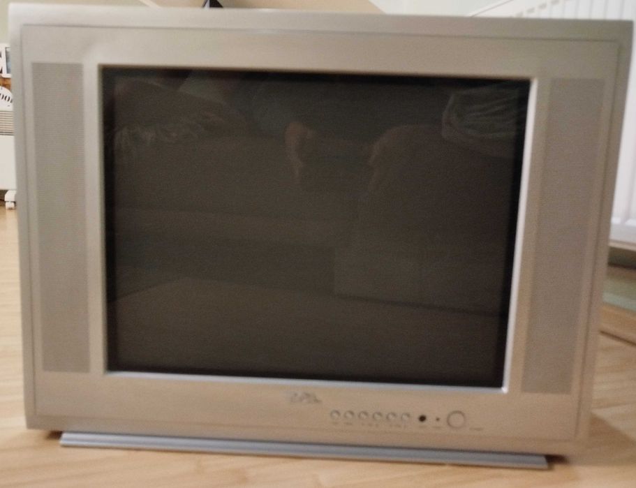 Телевізор TCL tele