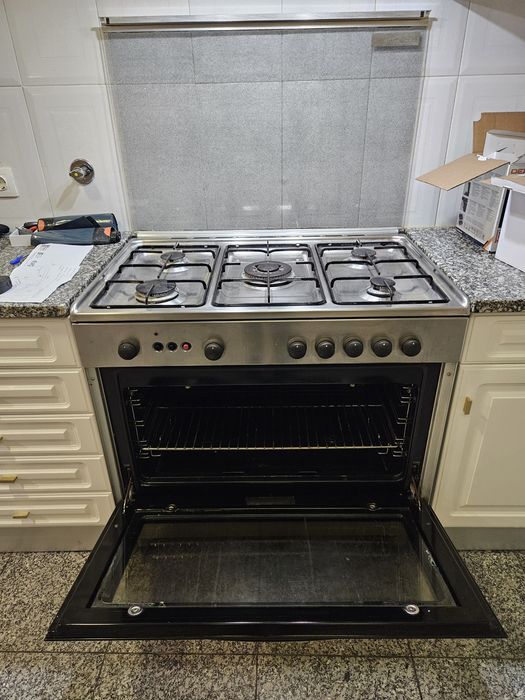 Bloco forno e fogão a gás