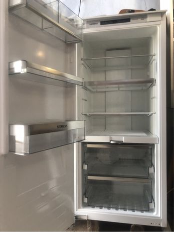 Холодильник Siemens встройка