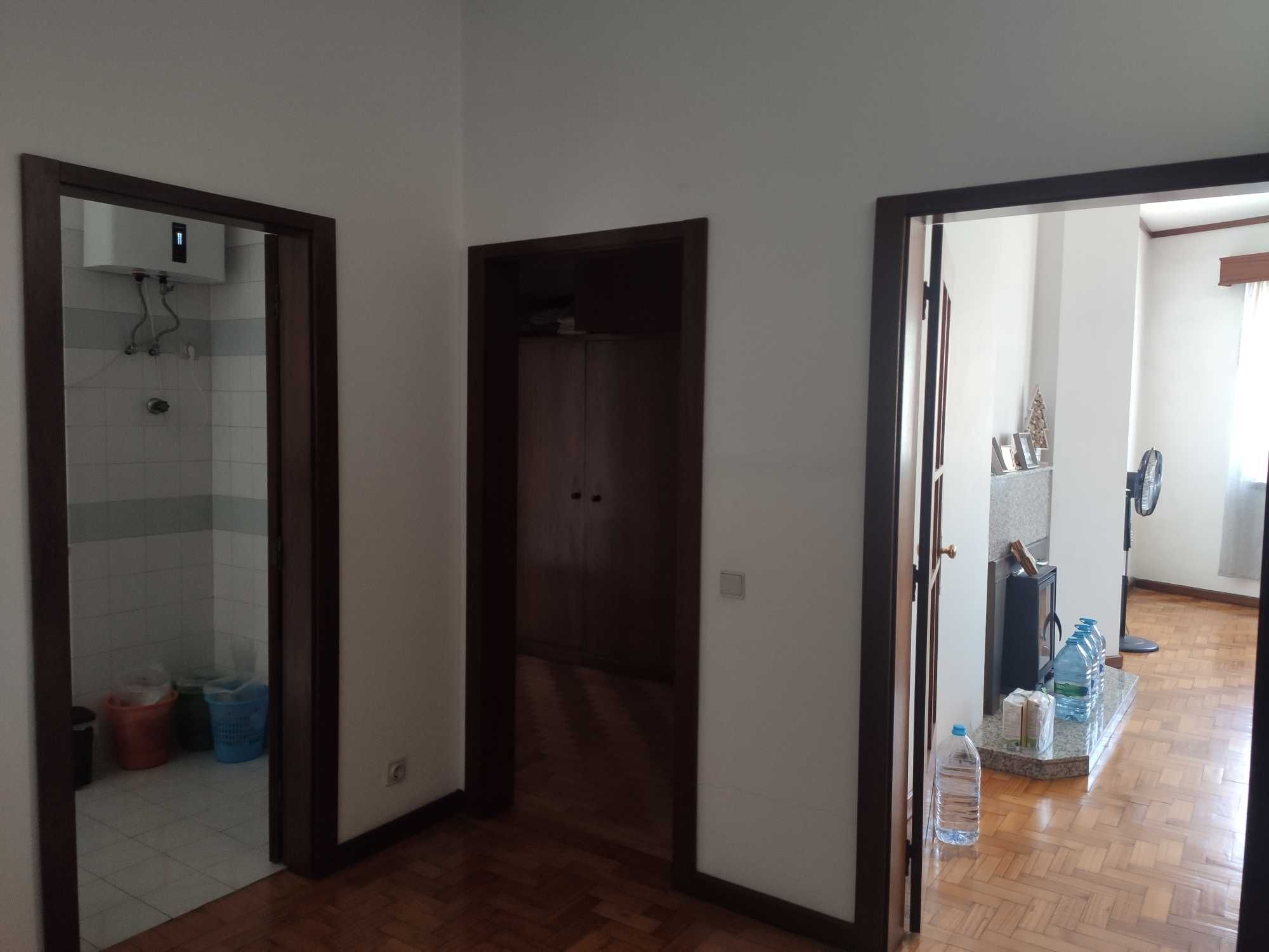 Apartamento em Largo do Conde de Castelo de Paiva