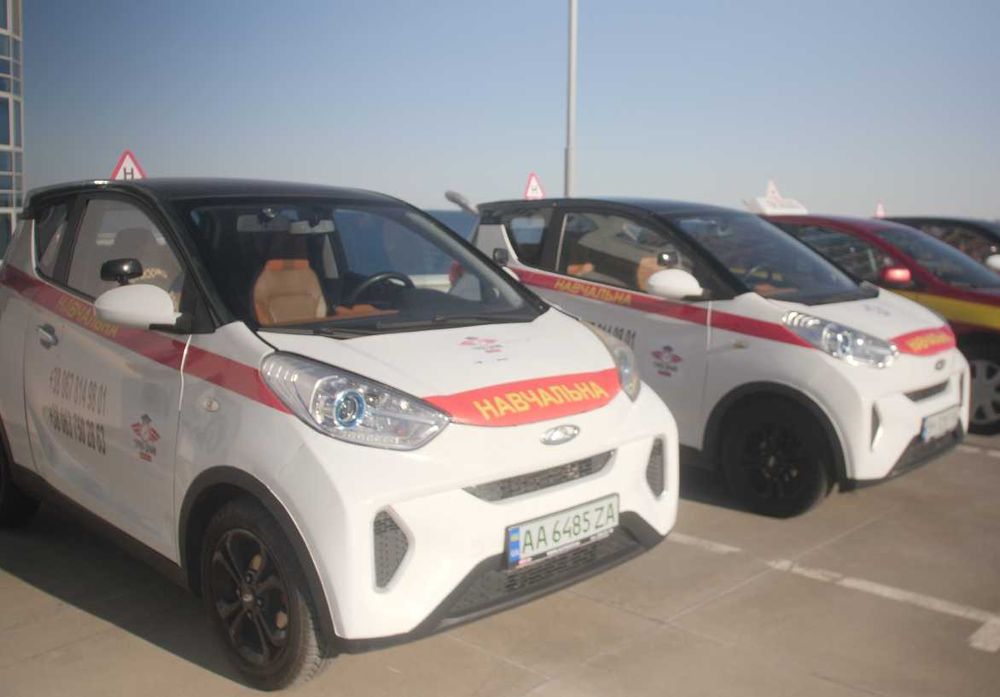 Курсы вождения | Уроки вождения | Инструктор по вождению