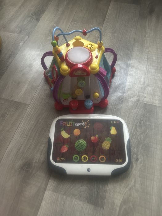 Продам детскую развивашку