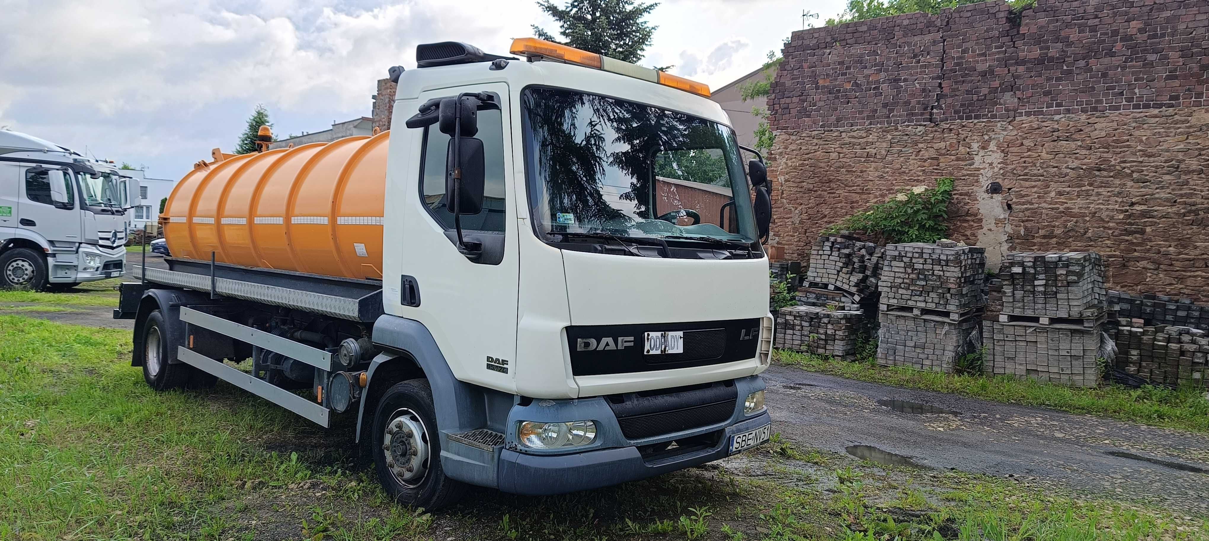 Asenizacyjny DAF LF 45 z 2005 roku, 7,5 m3