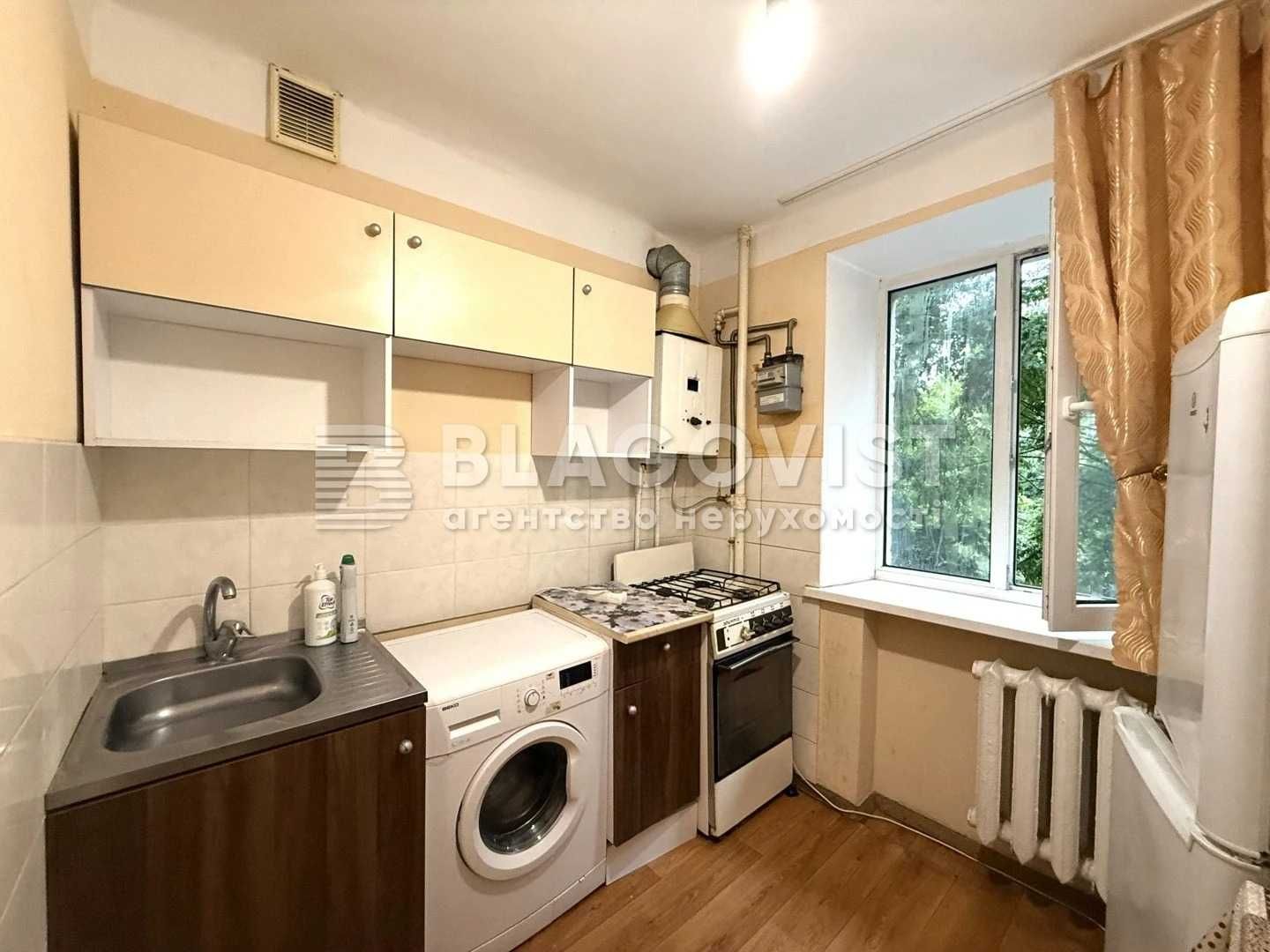 Продаж квартири Шевченківський район, вул. Кирило-Мефодіївська 7