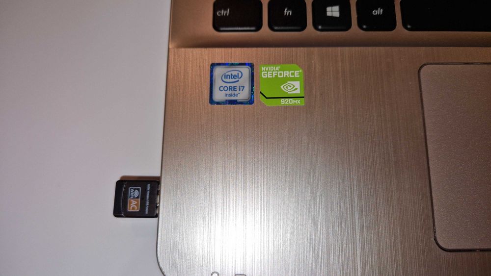 Portátil ASUS A541U i7 / 1TB/ 8GB
