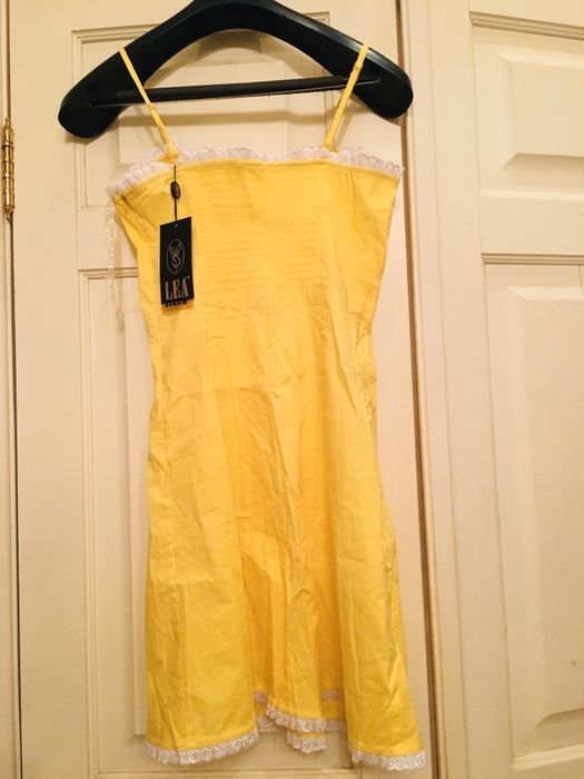 Летнее женское платье ( сарафан)