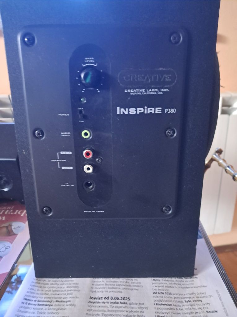 Subwoofer +głośniki +zasilacz .