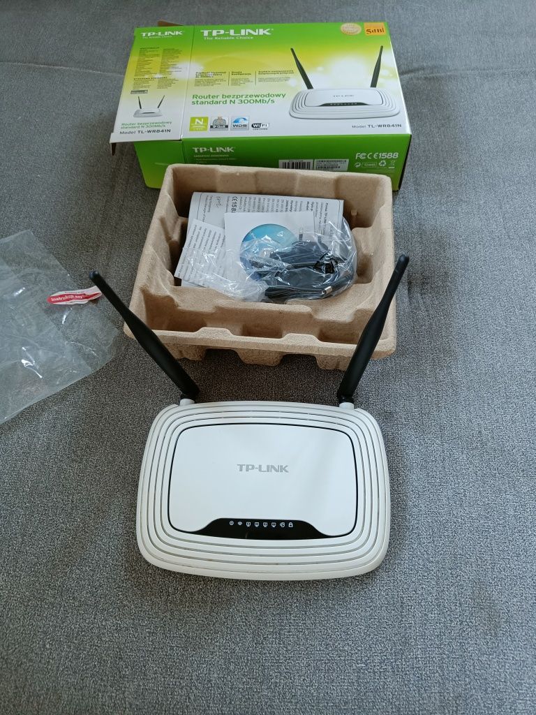 Router TP-LINK TL-WR841N