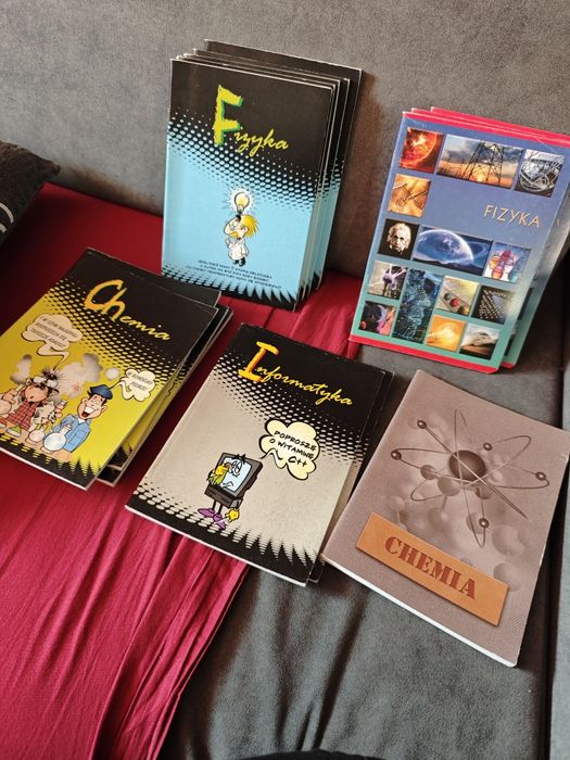 Zeszyty szkolne zestaw 17 sztuk