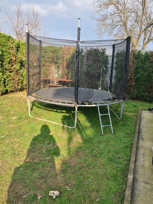 Trampolina ogrodowa 300cm