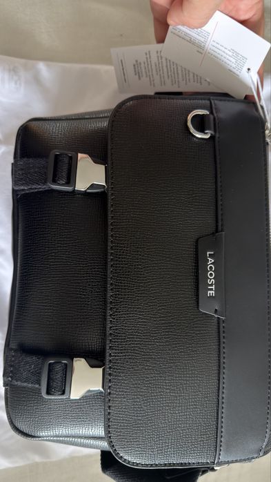 Mala Lacoste Ossian com Fecho de Aba