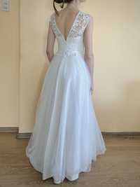 Suknia ślubna z gipiurą (koronkowy gorset) M
