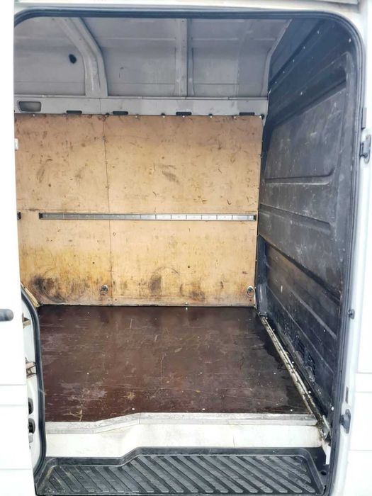 Taxi bagaż bagażowe - Transport - Przeprowadzki Kraków Polska EU 24h