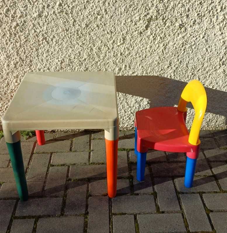 Mesa + Cadeira de criança