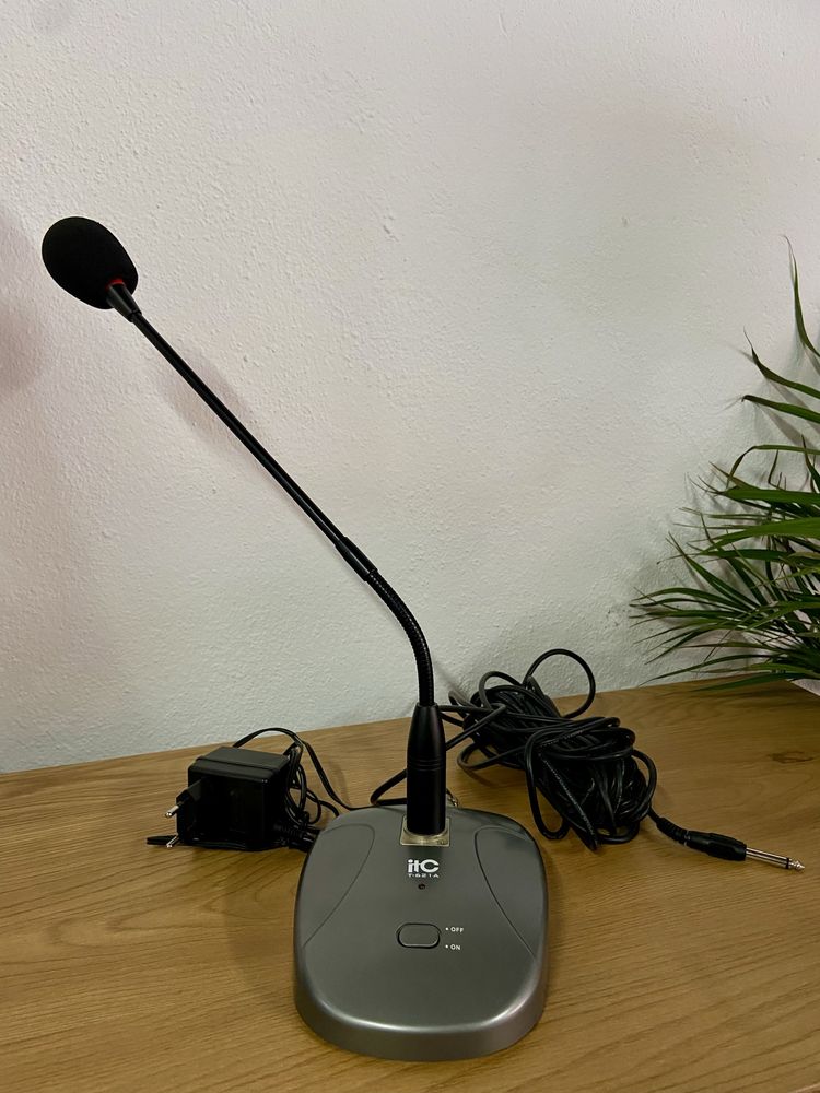 Microfone ITC T-621A – Ótimo estado!
