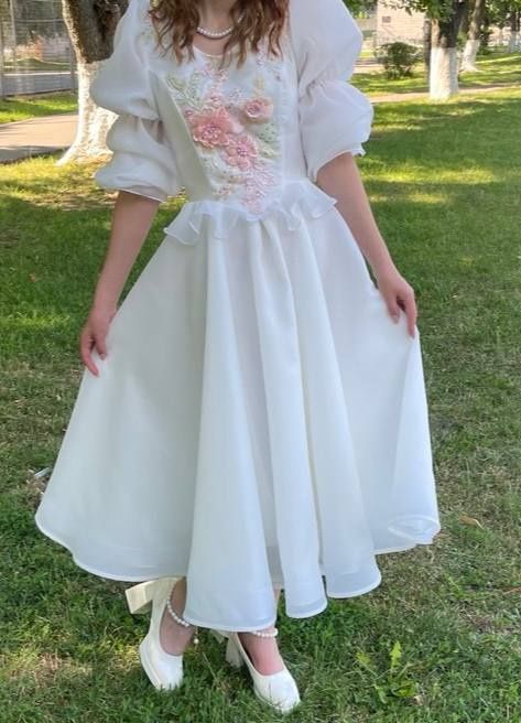 Плаття,сукня на випуск