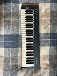 MIDI клавіатура M-Key