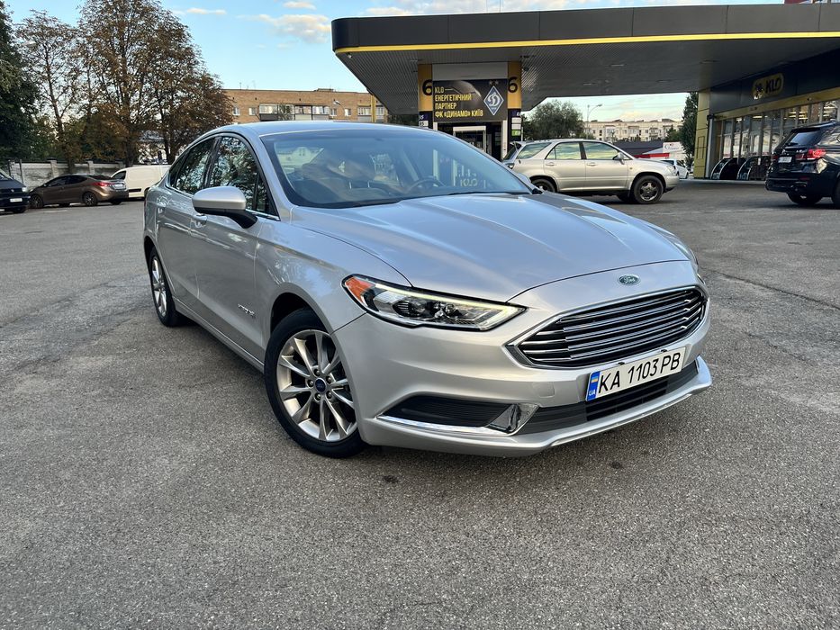 Ford Fusion гібрид