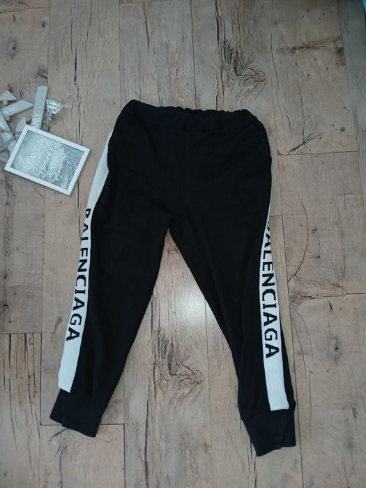 Czarne spodnie z napisem Balenciaga L (S)