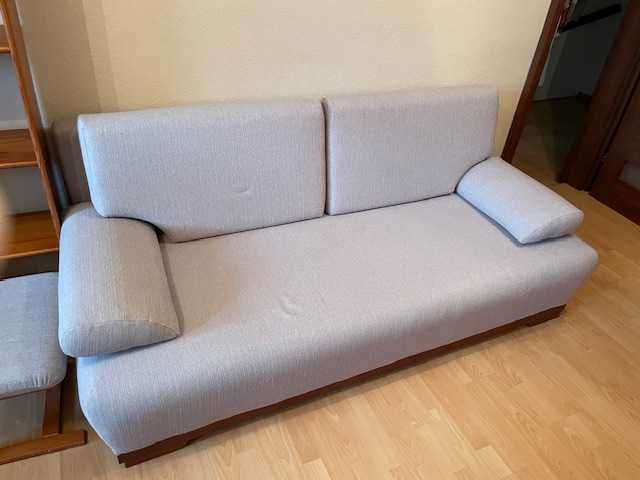 Rozkładana kanapa z fotelami
