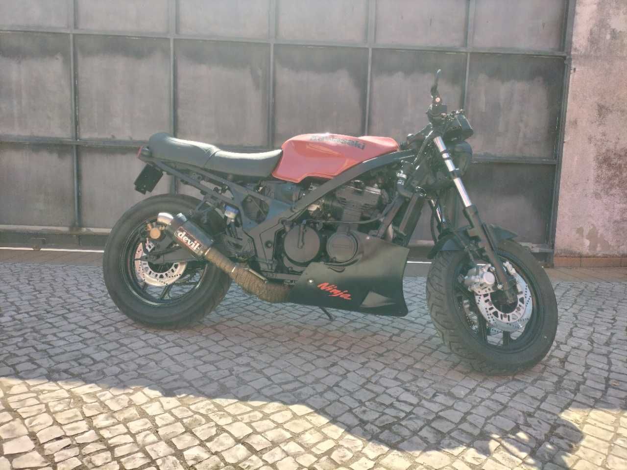 Kawasaki Ninja - Café Racer